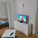 Apartment Nebel Vendeghaz Komárom