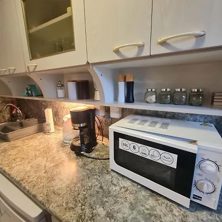 Nebel Vendeghaz Apartament Komárom