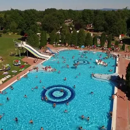 Nebel Vendeghaz Apartament