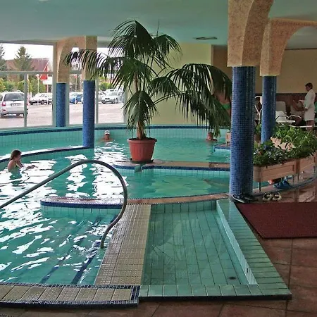 Nebel Vendeghaz Komárom