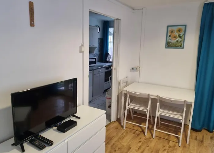 Nebel Vendeghaz Apartament *