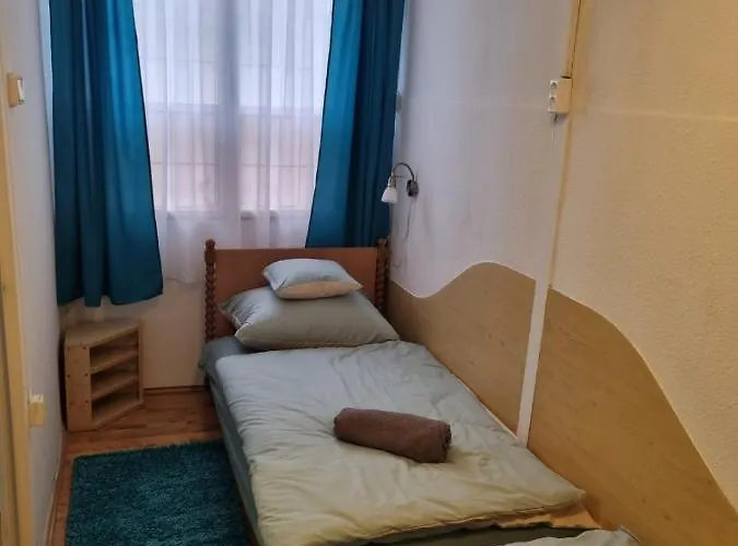 Apartment Nebel Vendeghaz *